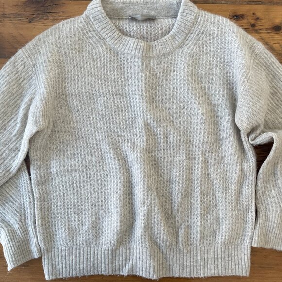 Everlane Alpaca Crew sweater - Picture 2 of 5